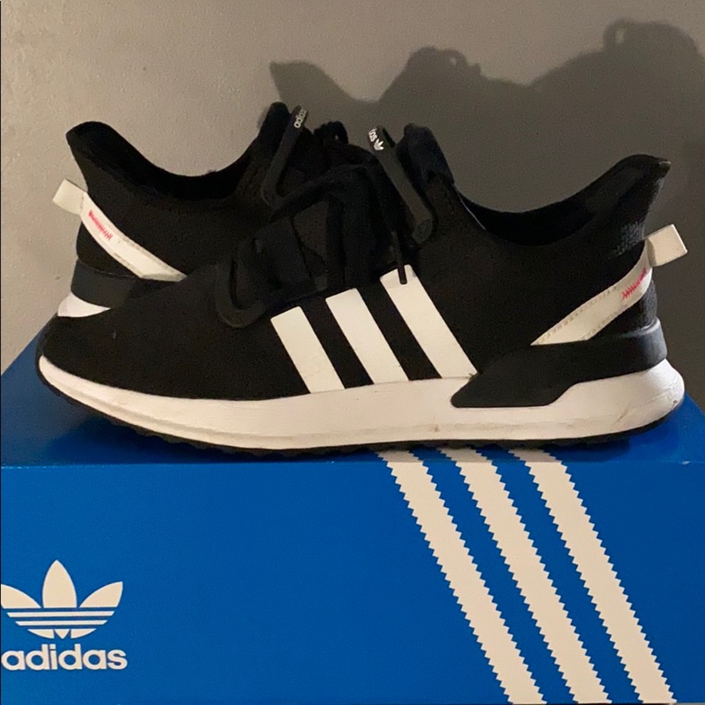 Adidas u_path run